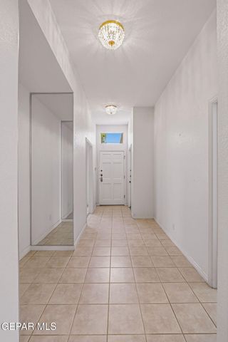 1038 LOS JARDINES Circle, El Paso, TX 79912