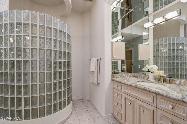 1038 LOS JARDINES Circle, El Paso, TX 79912