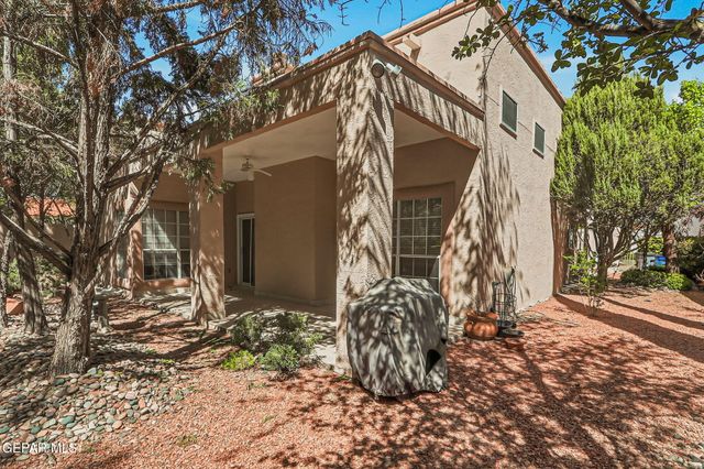 1038 LOS JARDINES Circle, El Paso, TX 79912