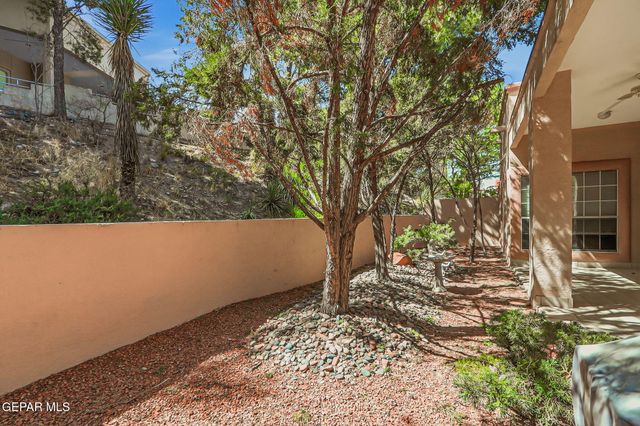 1038 LOS JARDINES Circle, El Paso, TX 79912
