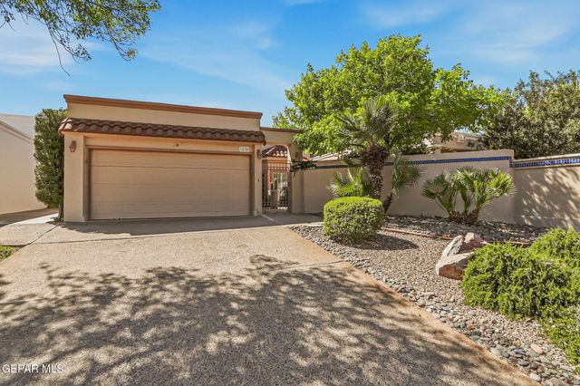 1038 LOS JARDINES Circle, El Paso, TX 79912