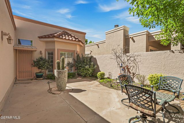 1038 LOS JARDINES Circle, El Paso, TX 79912