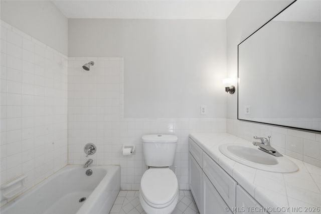 402691 W 2400 Road, Bartlesville, OK 74006