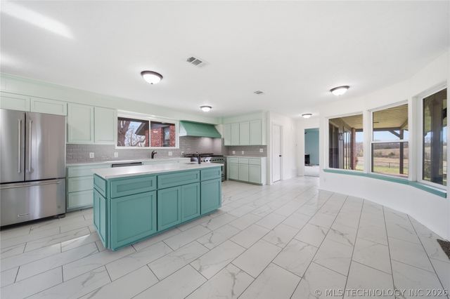 402691 W 2400 Road, Bartlesville, OK 74006