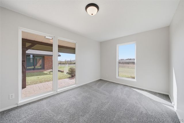 402691 W 2400 Road, Bartlesville, OK 74006