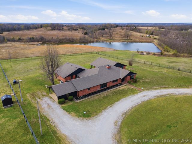 402691 W 2400 Road, Bartlesville, OK 74006