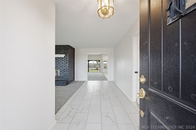 402691 W 2400 Road, Bartlesville, OK 74006