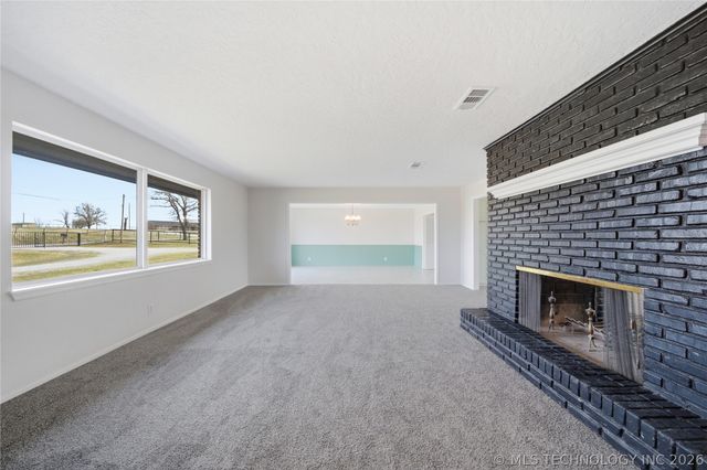 402691 W 2400 Road, Bartlesville, OK 74006