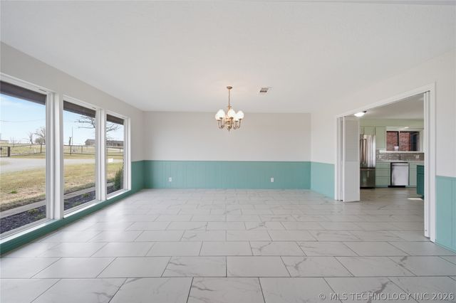 402691 W 2400 Road, Bartlesville, OK 74006