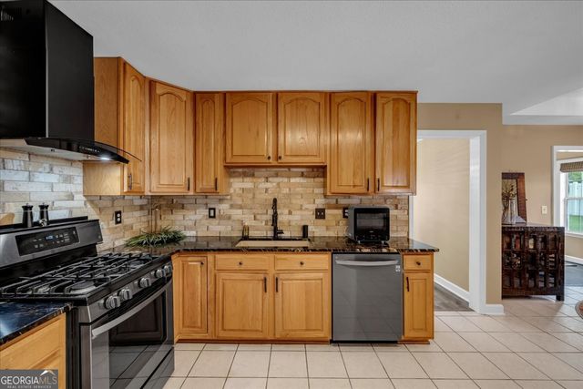 116 Cedar Creek Drive, Dublin, GA 31021