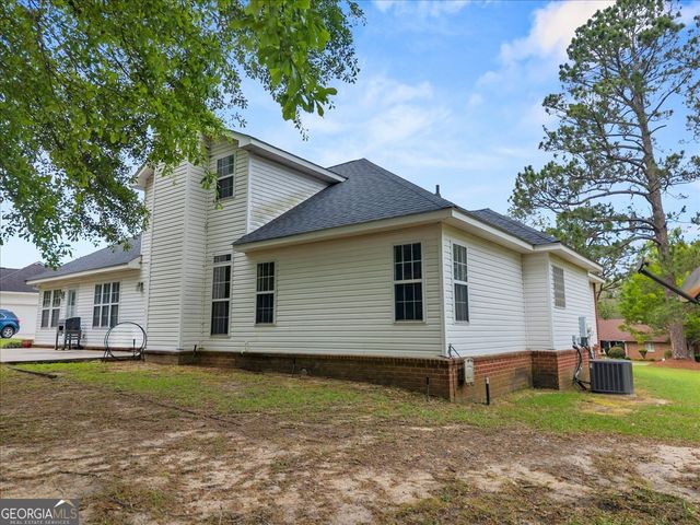 116 Cedar Creek Drive, Dublin, GA 31021