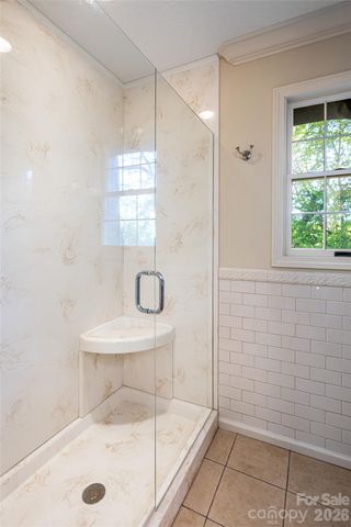 7 Cooper Cove S, Hendersonville, NC 28739