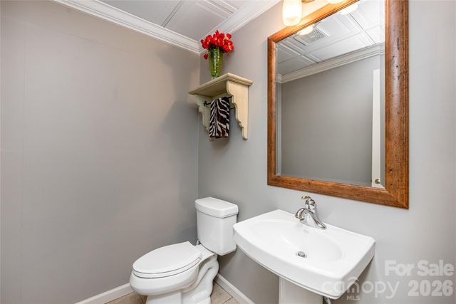 7 Cooper Cove S, Hendersonville, NC 28739