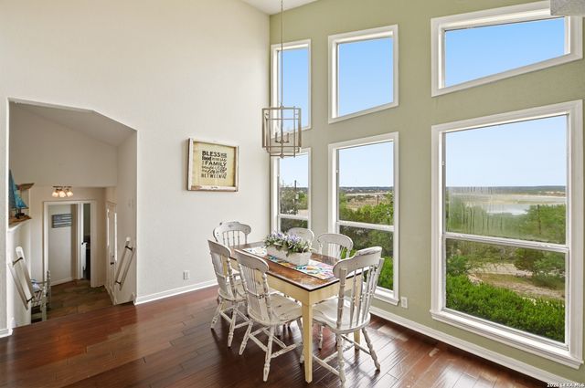 1518 LAKESIDE, Canyon Lake, TX 78133