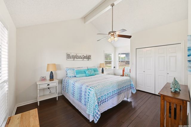 1518 LAKESIDE, Canyon Lake, TX 78133