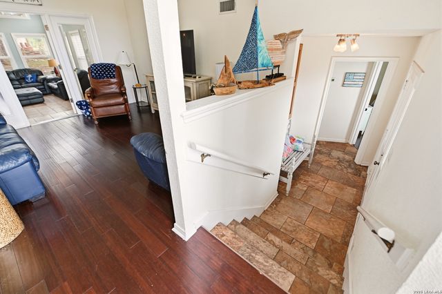 1518 LAKESIDE, Canyon Lake, TX 78133