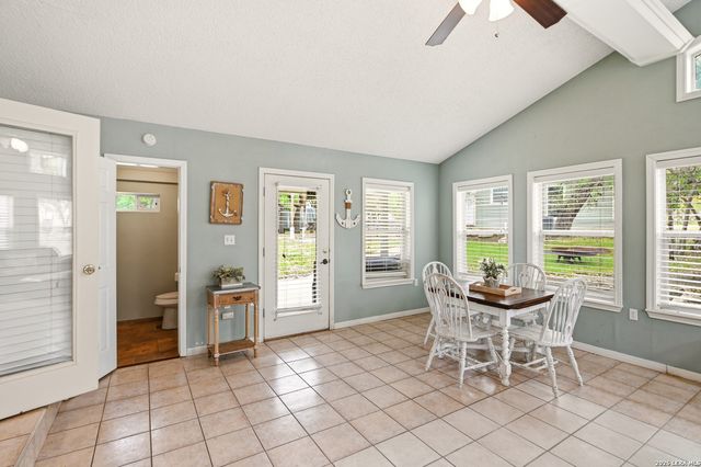 1518 LAKESIDE, Canyon Lake, TX 78133