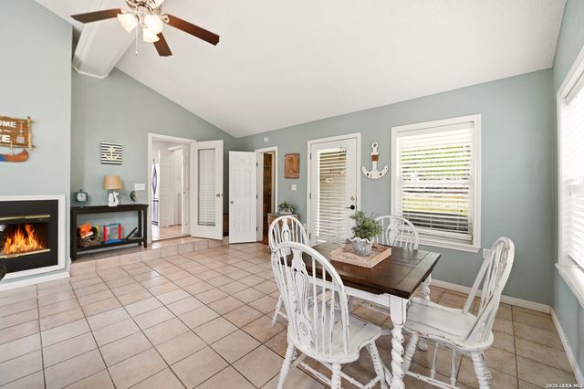 1518 LAKESIDE, Canyon Lake, TX 78133