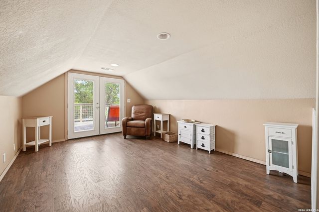 1518 LAKESIDE, Canyon Lake, TX 78133