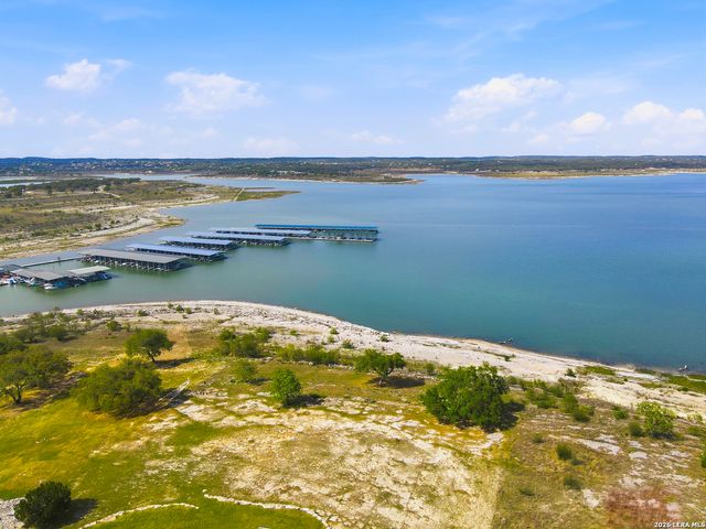 1518 LAKESIDE, Canyon Lake, TX 78133