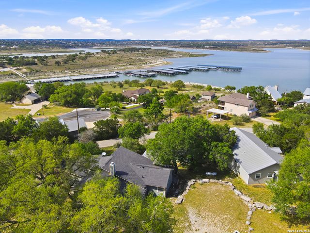 1518 LAKESIDE, Canyon Lake, TX 78133