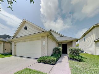 15739 Regal Trace Lane, Houston, TX 77073