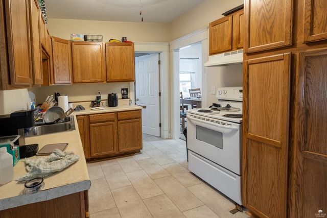 830 Laramie Street, Manhattan, KS 66502