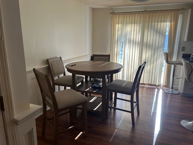 810 Lawrence St C, Lowell, MA 01852