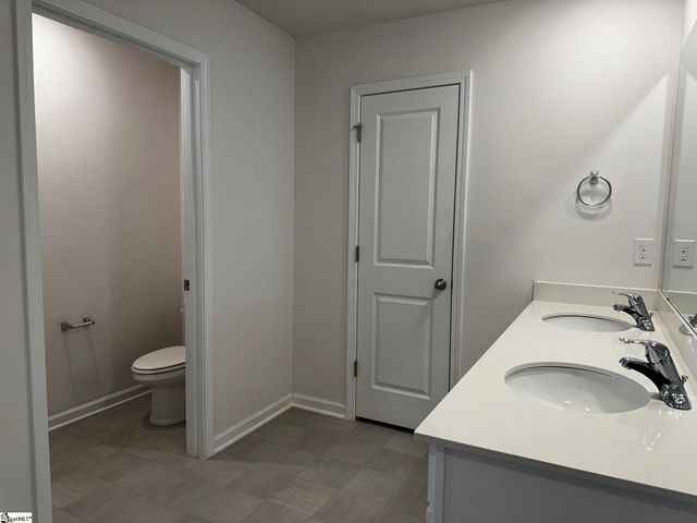 1348 Ledsham Court, Greer, SC 29388