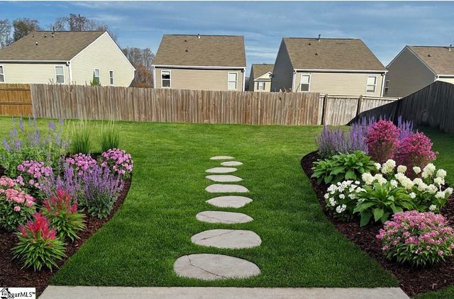 1348 Ledsham Court, Greer, SC 29388