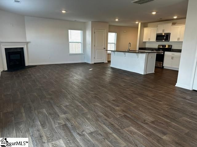 1348 Ledsham Court, Greer, SC 29388