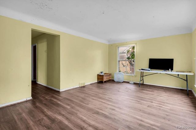 22533 S Kane Street, Detroit, MI 48223