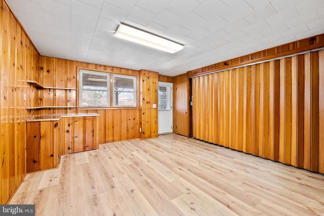 1011 LINDEN AVE, Baltimore, MD 21227