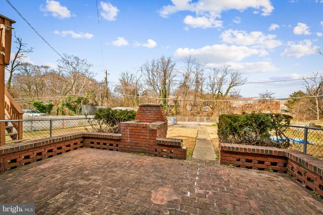 1011 LINDEN AVE, Baltimore, MD 21227