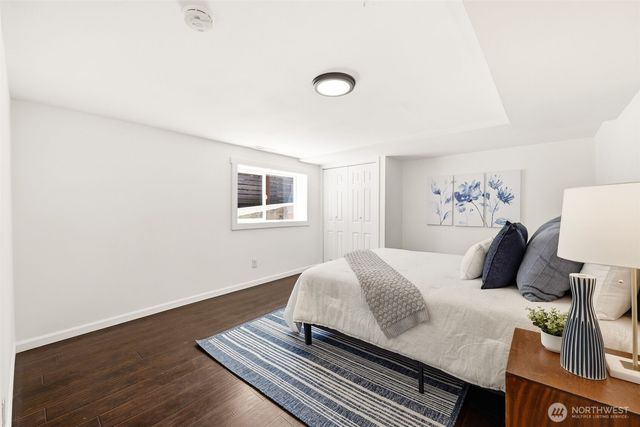 4318 1st Avenue NE, Seattle, WA 98105