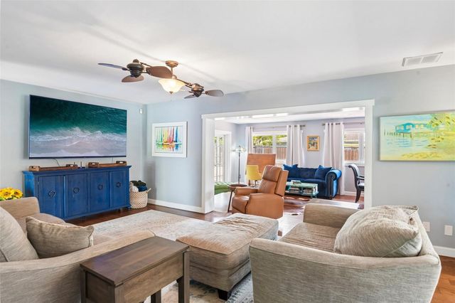 992 HILLWOOD DRIVE, Dunedin, FL 34698