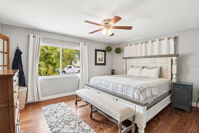 992 HILLWOOD DRIVE, Dunedin, FL 34698