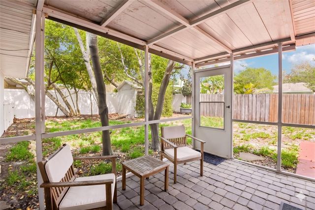 992 HILLWOOD DRIVE, Dunedin, FL 34698