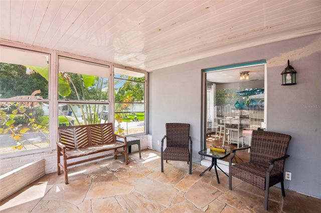 992 HILLWOOD DRIVE, Dunedin, FL 34698