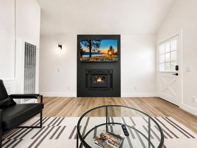 612 Maple Lane, Sugarloaf, CA 92386