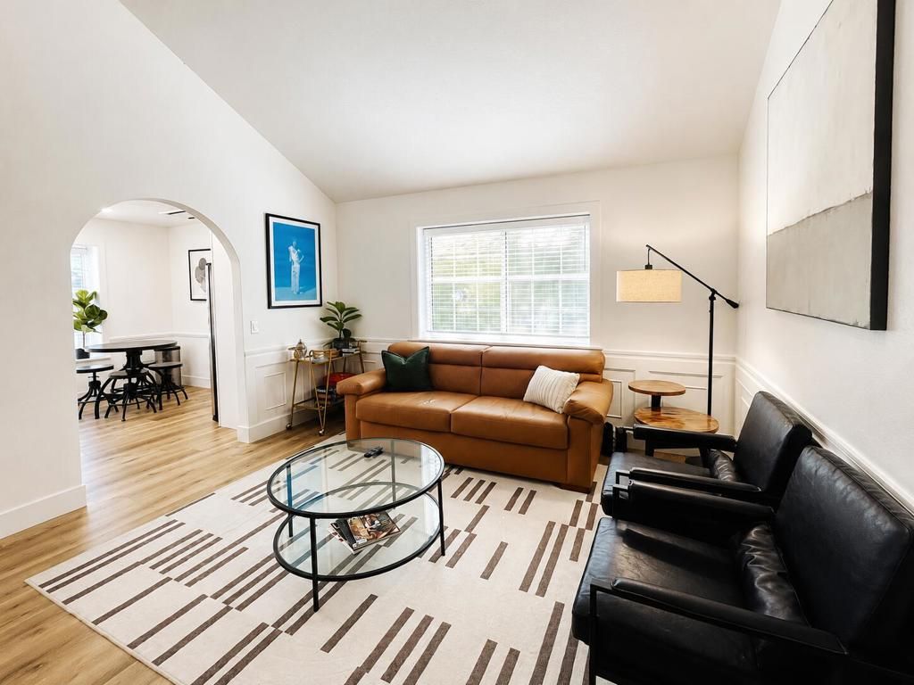 612 Maple Lane, Sugarloaf, CA 92386