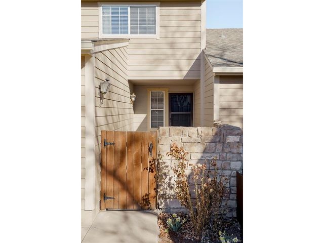 7633 W Euclid Dr, Littleton, CO 80123