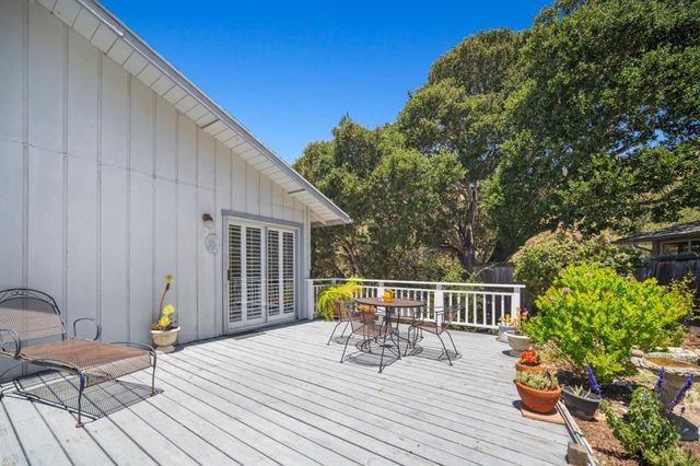 471 Country Club Drive, Carmel Valley, CA 93924