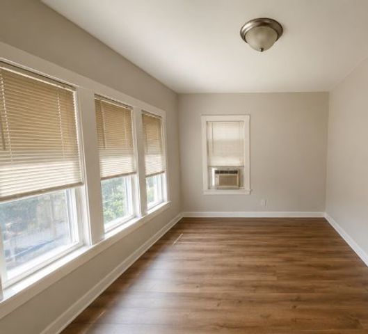 3338 N Oriole Avenue, Chicago, IL 60634
