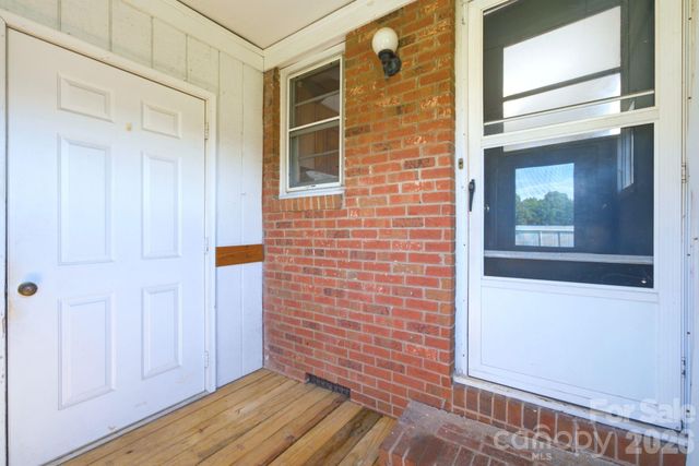 7537 Old Plank Road, Stanley, NC 28164