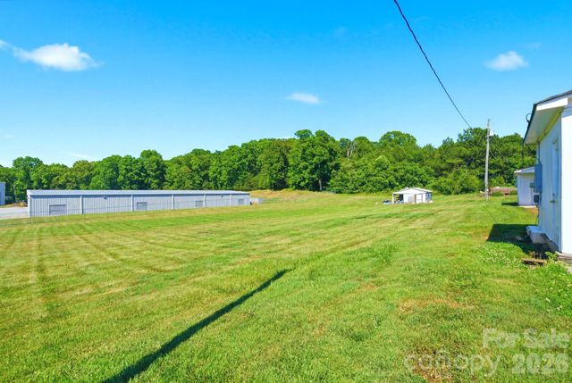 7537 Old Plank Road, Stanley, NC 28164