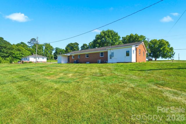 7537 Old Plank Road, Stanley, NC 28164