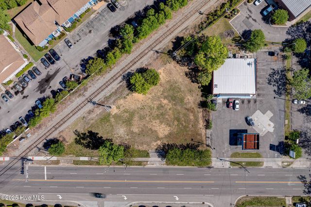 2323 Wrightsville Avenue, Wilmington, NC 28403