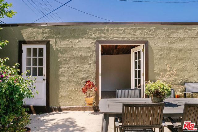 3412 Glenhurst Avenue, Los Angeles, CA 90039