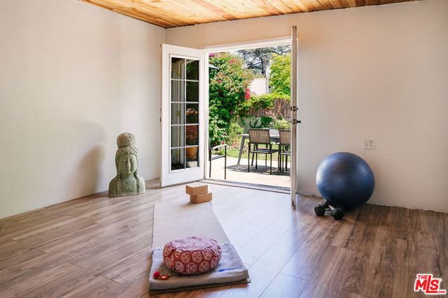 3412 Glenhurst Avenue, Los Angeles, CA 90039